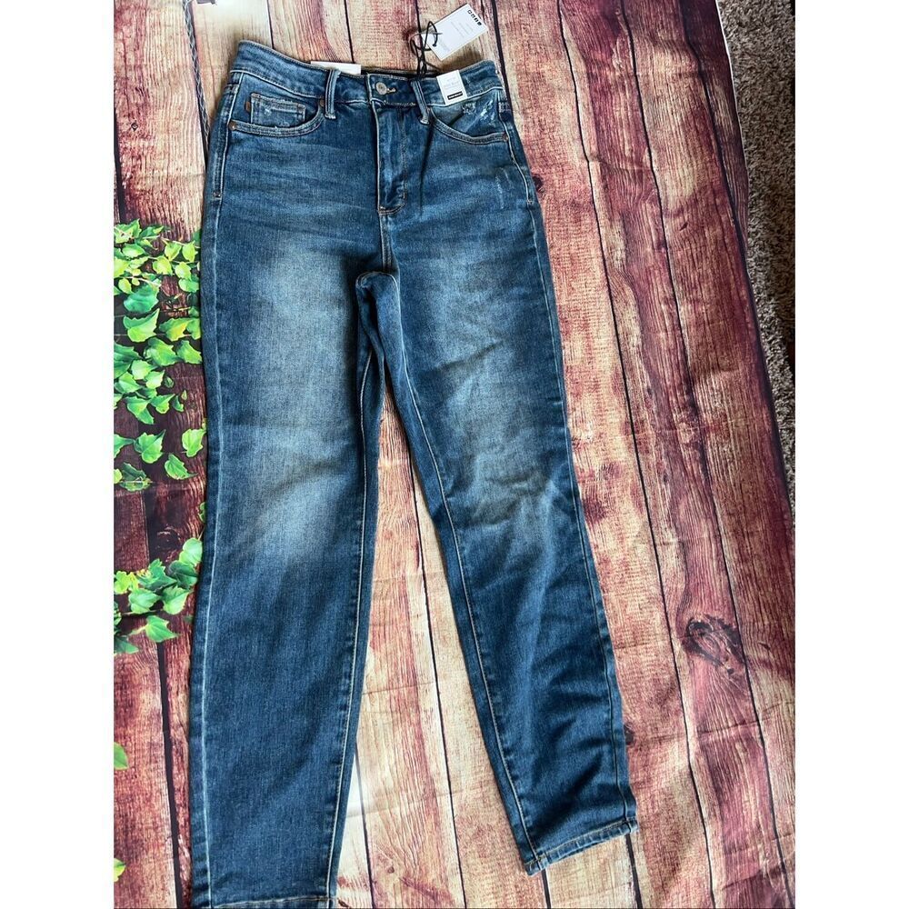 NWT Judy Blue Skinny Jeans Size 5/27